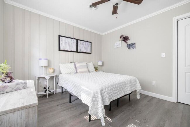 Foto del edificio - 1300-1330 Windsor Avenue - 1330B