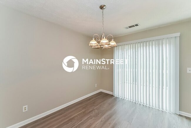 Building Photo - 4 Bedroom Pet-Friendly Home in Atlanta, GA with Main Street Renewal