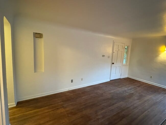 Building Photo - 815 N 36th St