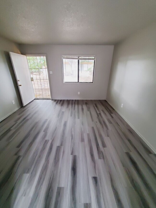 Foto del edificio - 3215 Morris St NE