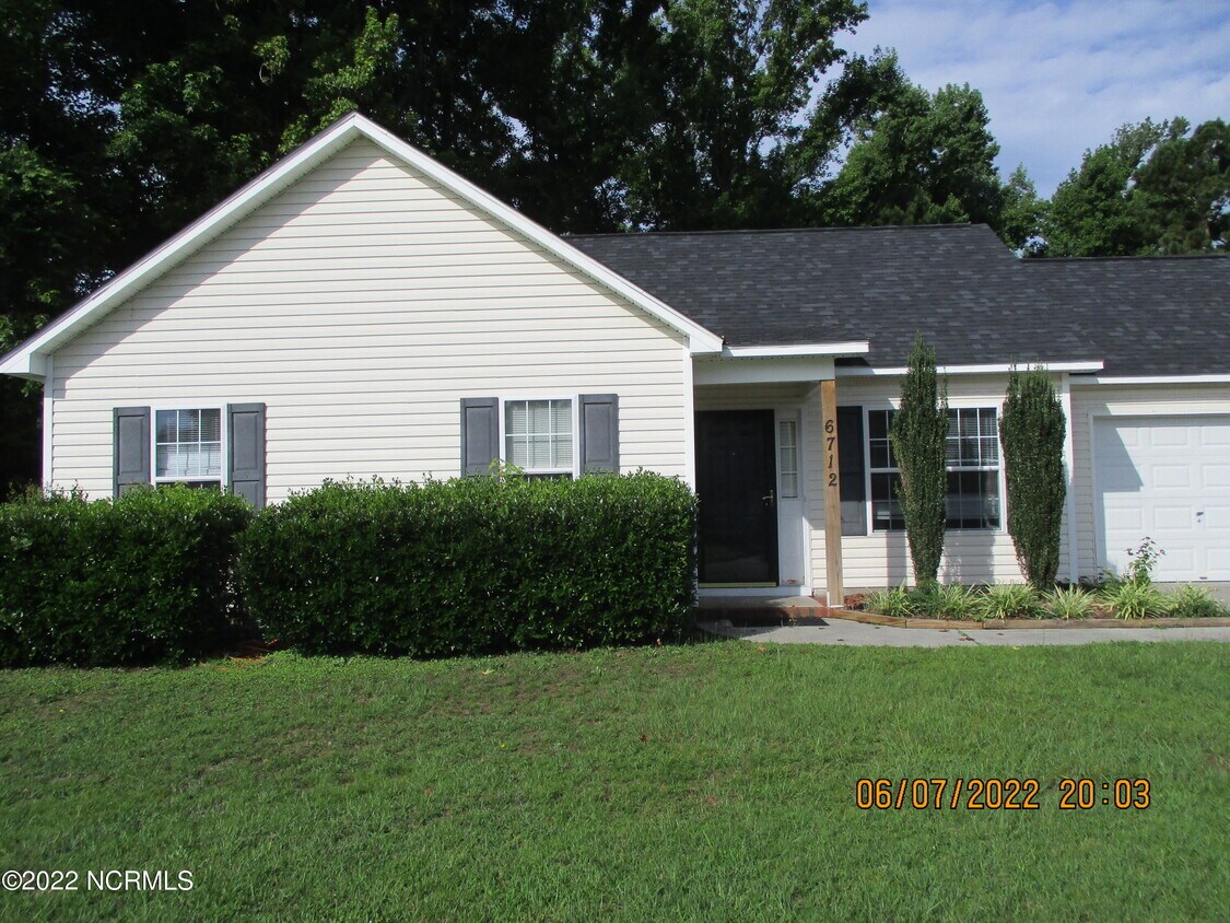 6712 Spearow Ln, Wilmington, NC 28411 House for Rent in Wilmington