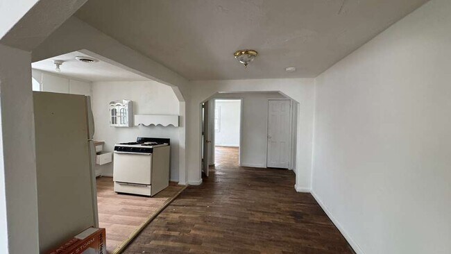 Foto del edificio - 517 1/2 w 2nd