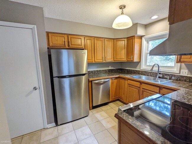 Building Photo - 3 br, 2 bath House - 3625 Shrewsbury Street