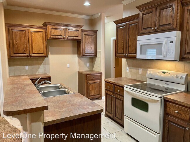 Foto del edificio - 3 br, 2 bath House - 1209 Cedar Creek Drive