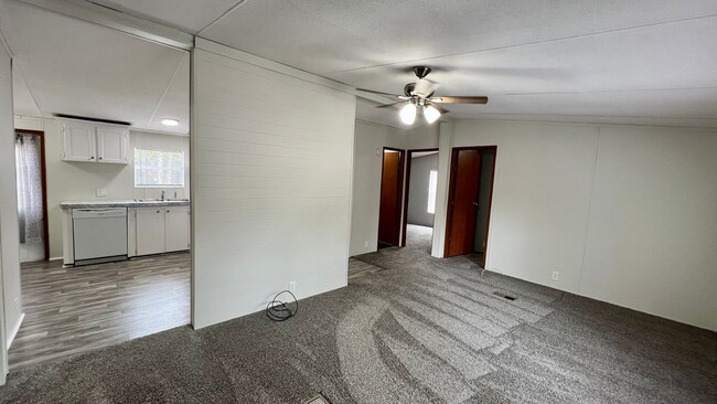 Building Photo - 3 bedroom House in Rehobeth School District