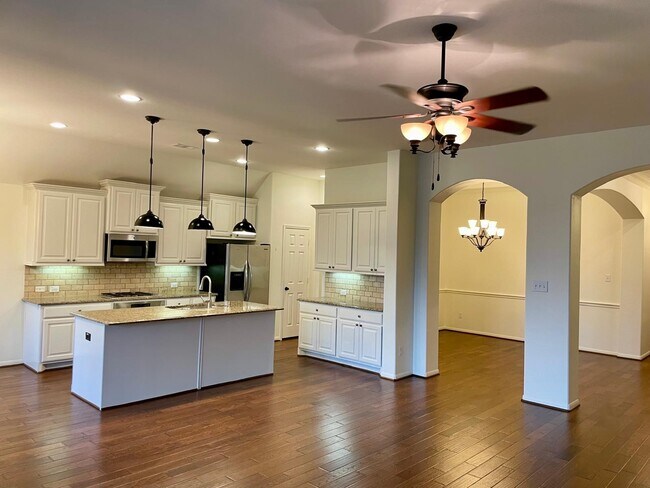 Foto del edificio - 2607 Park Hills Dr