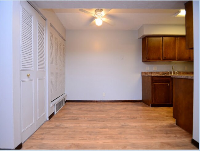 Building Photo - 2321 Benson Gardens Blvd
