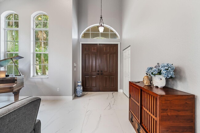 Building Photo - 2183 Alworth Terrace