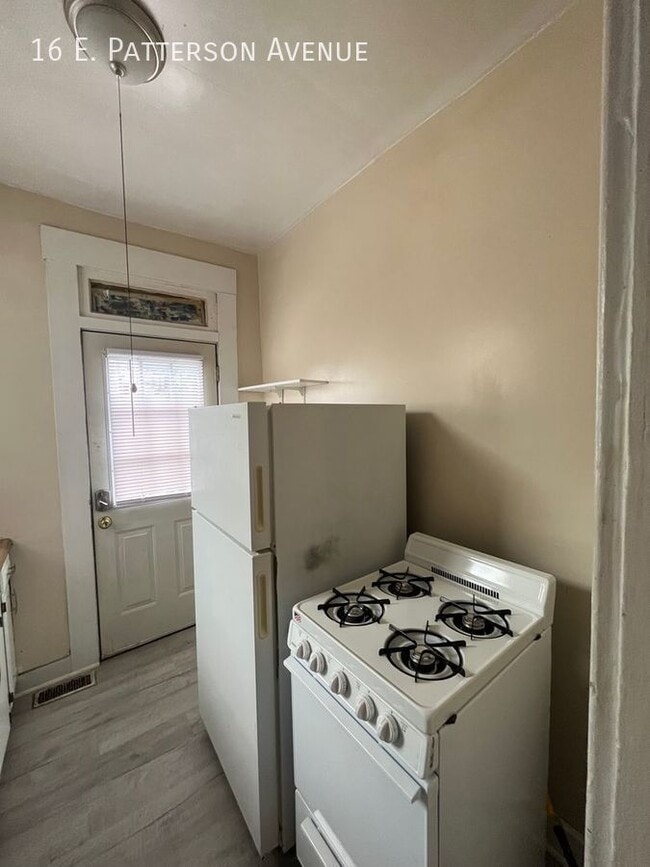 Building Photo - 16 E Patterson Ave