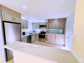 Building Photo - 3850 Galt Ocean Dr