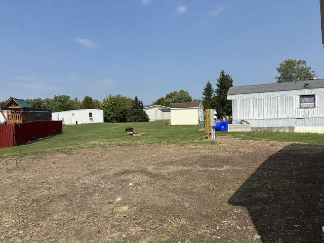 Building Photo - 261 Crestwood Dr