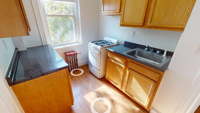 Photo - 9/1 No Fee! Cleveland Circle area 2BR in elevator bldg! Apartment
