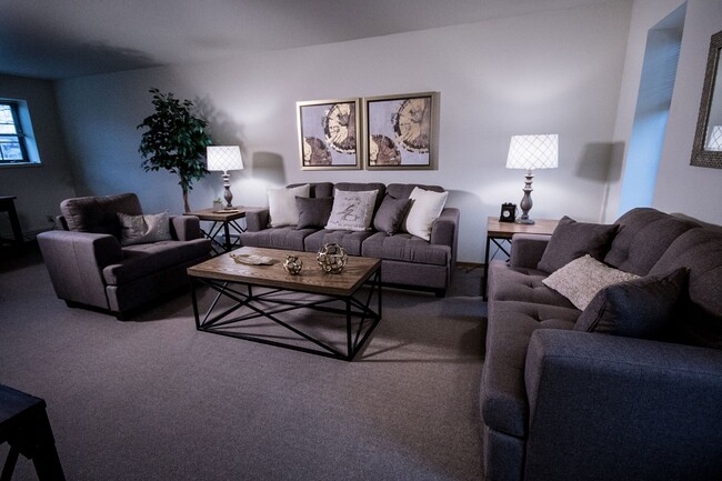 Birchwood Homes Apartments - Living Room - Birchwood Homes