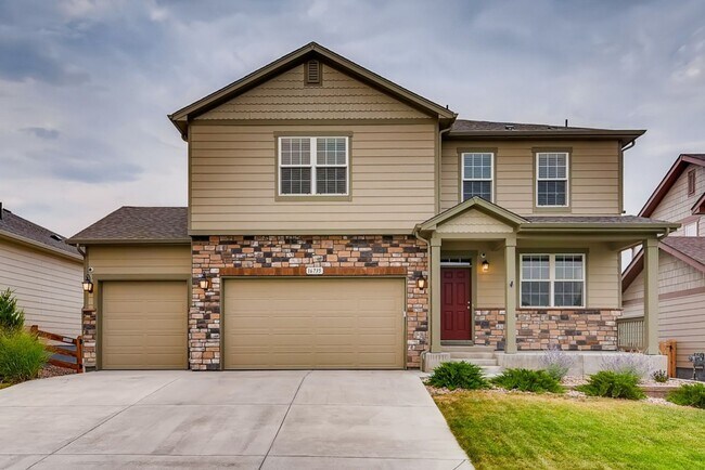 Foto del edificio - Lovely, Spacious Home in Arvada's Leyden Rock Neighborhood - Available July 6th!