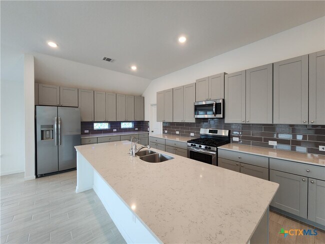 Building Photo - 5923 Corsicana Cv