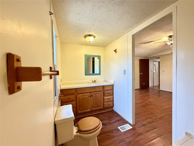 Building Photo - 382 Co Rd 4450