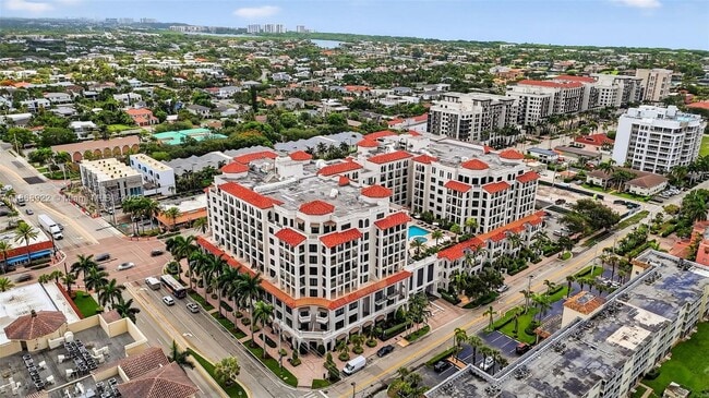 Building Photo - 200 E Palmetto Park Rd
