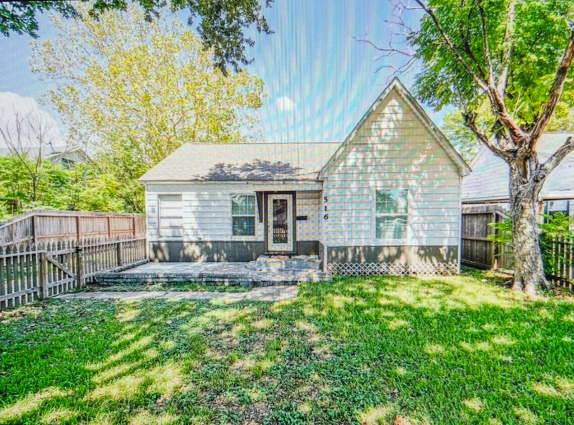 Foto principal - 516 Scott St