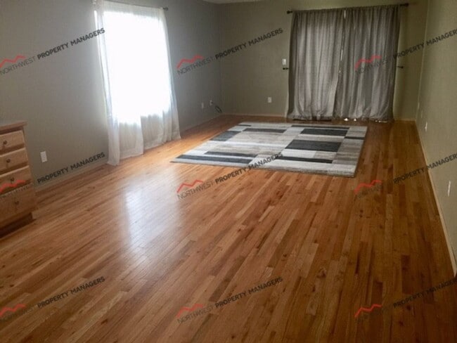 Building Photo - STATUS: PENDING APPLICATION-| R104 | $2195.00