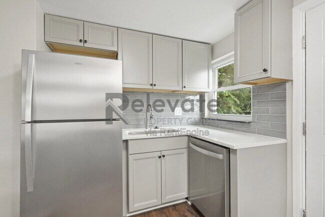 Foto del edificio - 3605 South St