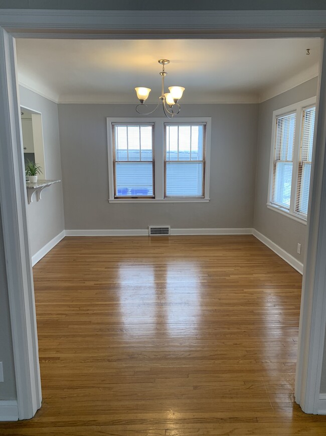 Dinning room - 784 Holton St