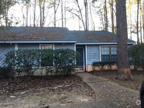 Building Photo - 1936 Rain Valley Ct