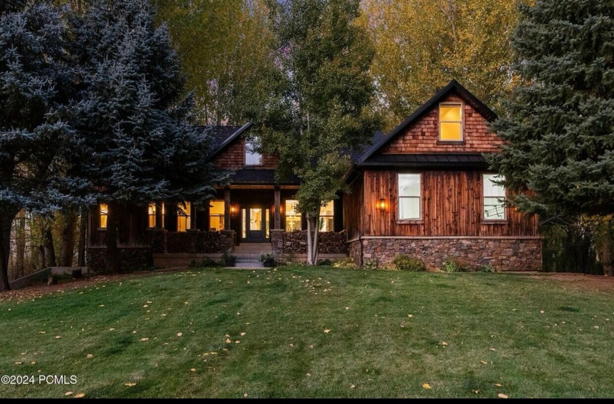 Foto principal - 3364 N Highway 162