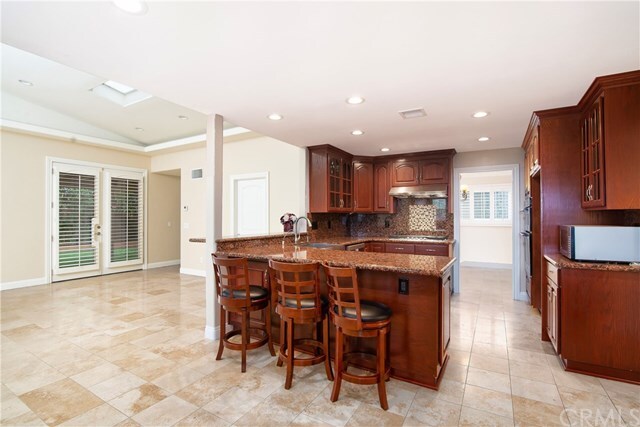 Building Photo - 5001 Cartagena Cir