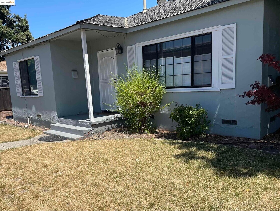 Foto principal - 1260 Mesa St
