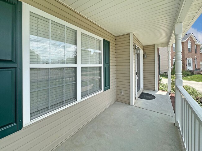 Foto del edificio - Charming Karns, 3-4 bedroom Home on Quiet ...