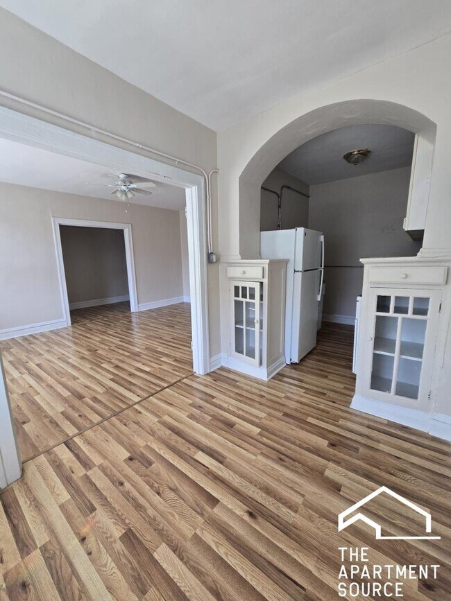 Foto del edificio - 1333 W Birchwood Ave