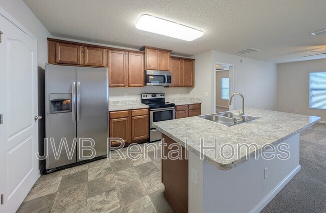 Foto del edificio - 2585 King Louis Dr