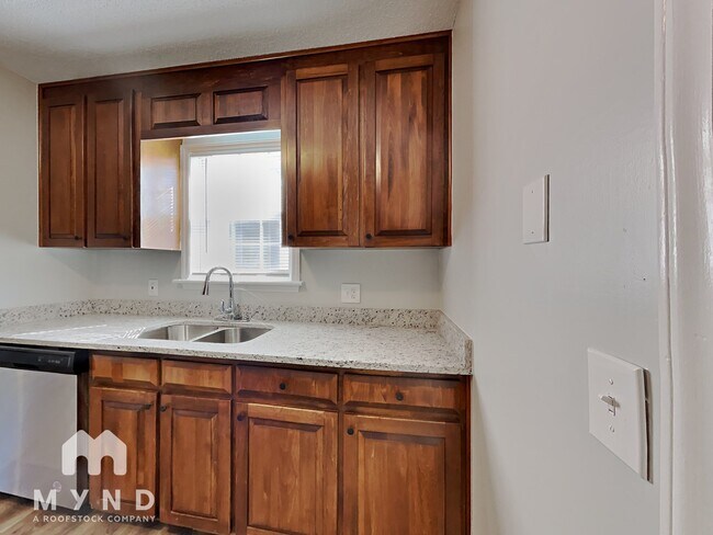Building Photo - 6436 Tinderbox Ln