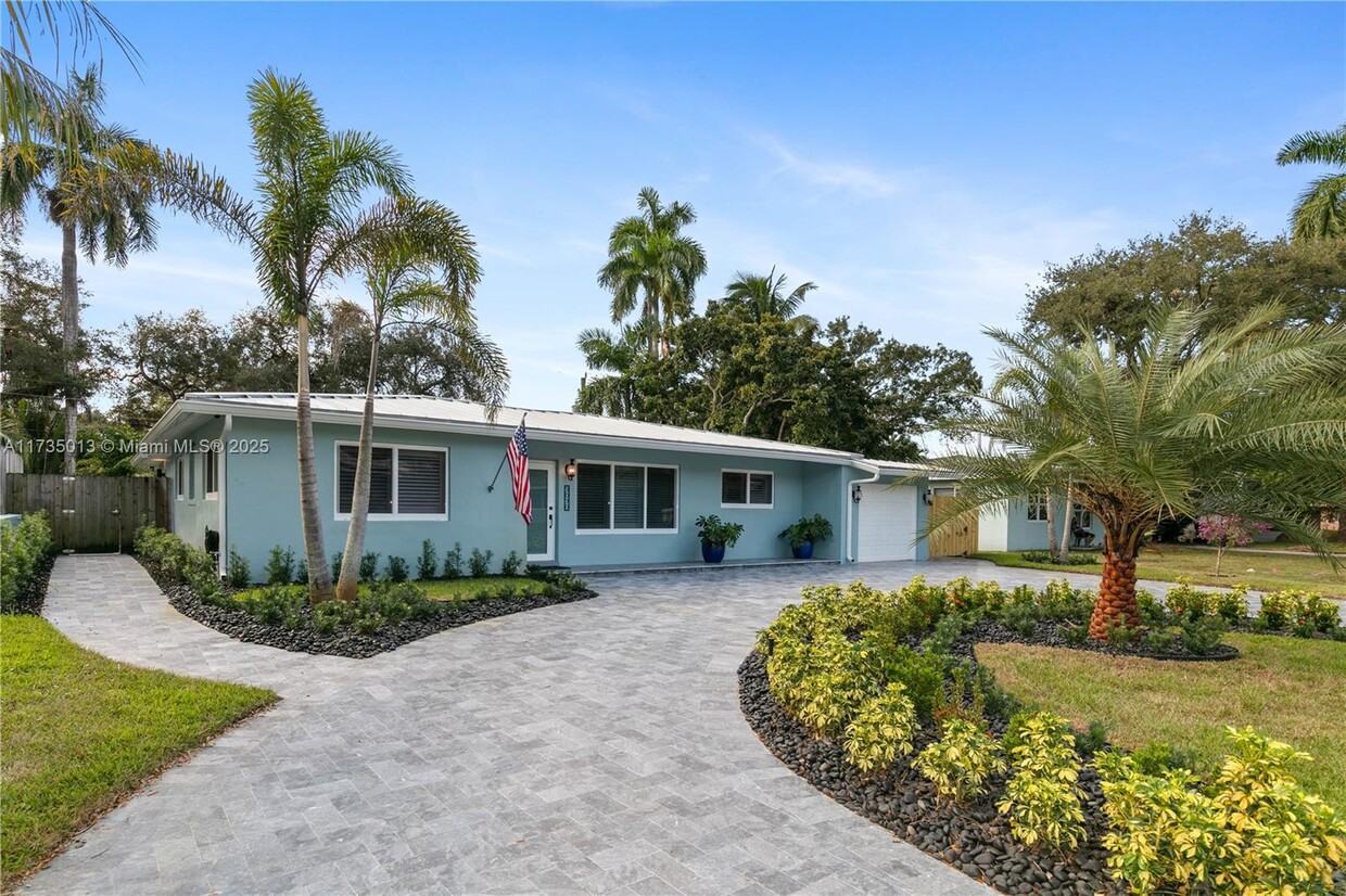 Foto principal - 3030 SW 21st Ct