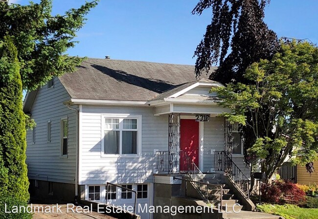 Foto del edificio - 2 br, 1.5 bath House - 2318 F Street