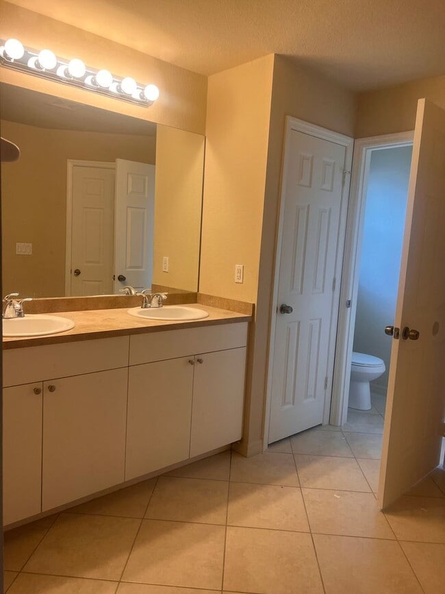 Photo - Cape Coral Single Family home!