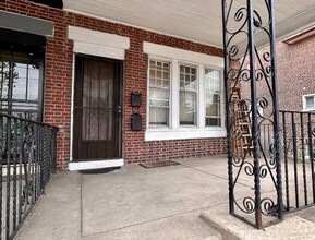 Building Photo - 5602 N 7th St