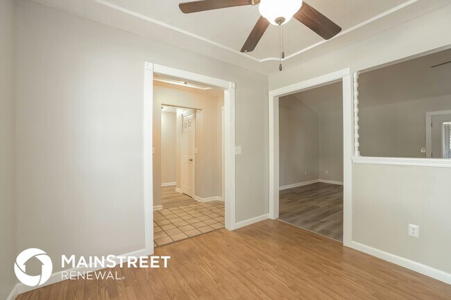 Foto del edificio - 9840 Willow Wind Dr