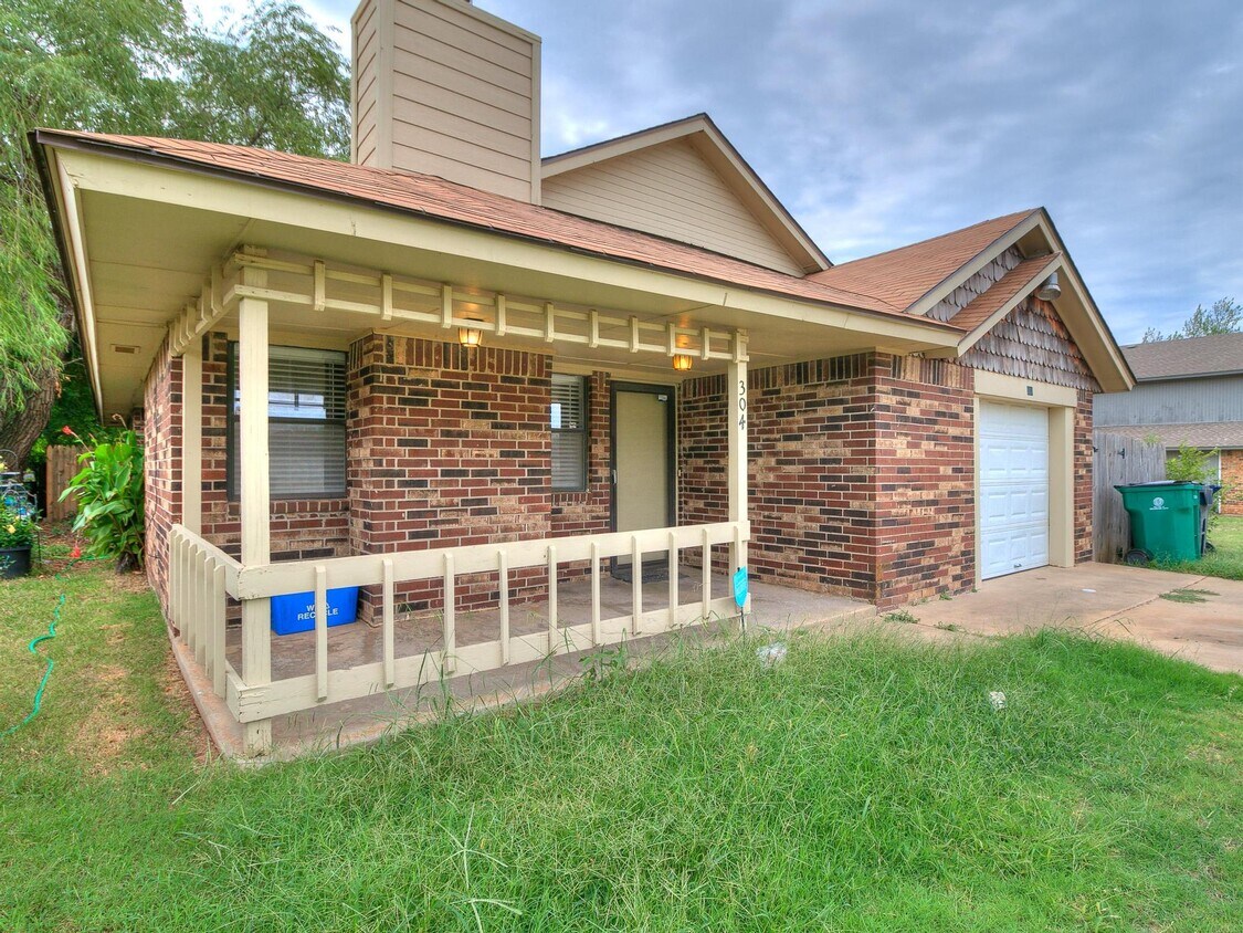 304 NW 118th St, Oklahoma City, OK 73114 House Rental in Oklahoma
