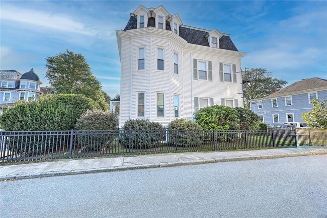 Foto del edificio - 13 Rhode Island Ave
