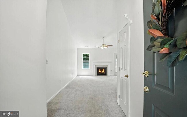 Foto del edificio - 808 Ripplebrook Dr