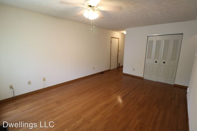 Foto del edificio - 3 br, 1 bath House - 1622 S. Greystone Ct.