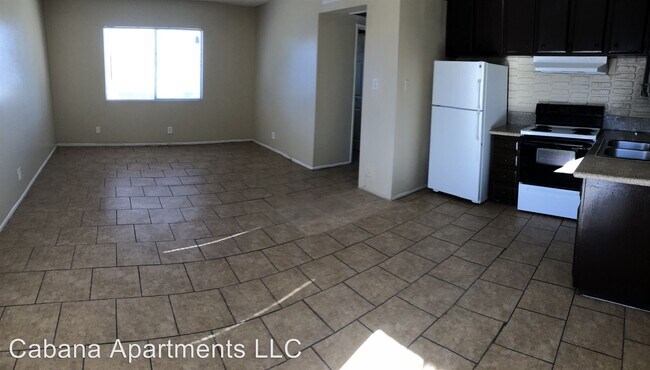 Building Photo - 725 Lilly Ln
