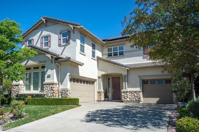 Foto del edificio - 5119 Hartland Ct