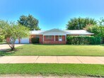 Foto principal - 3 Bed / 1.5 Bath + Located in OKC