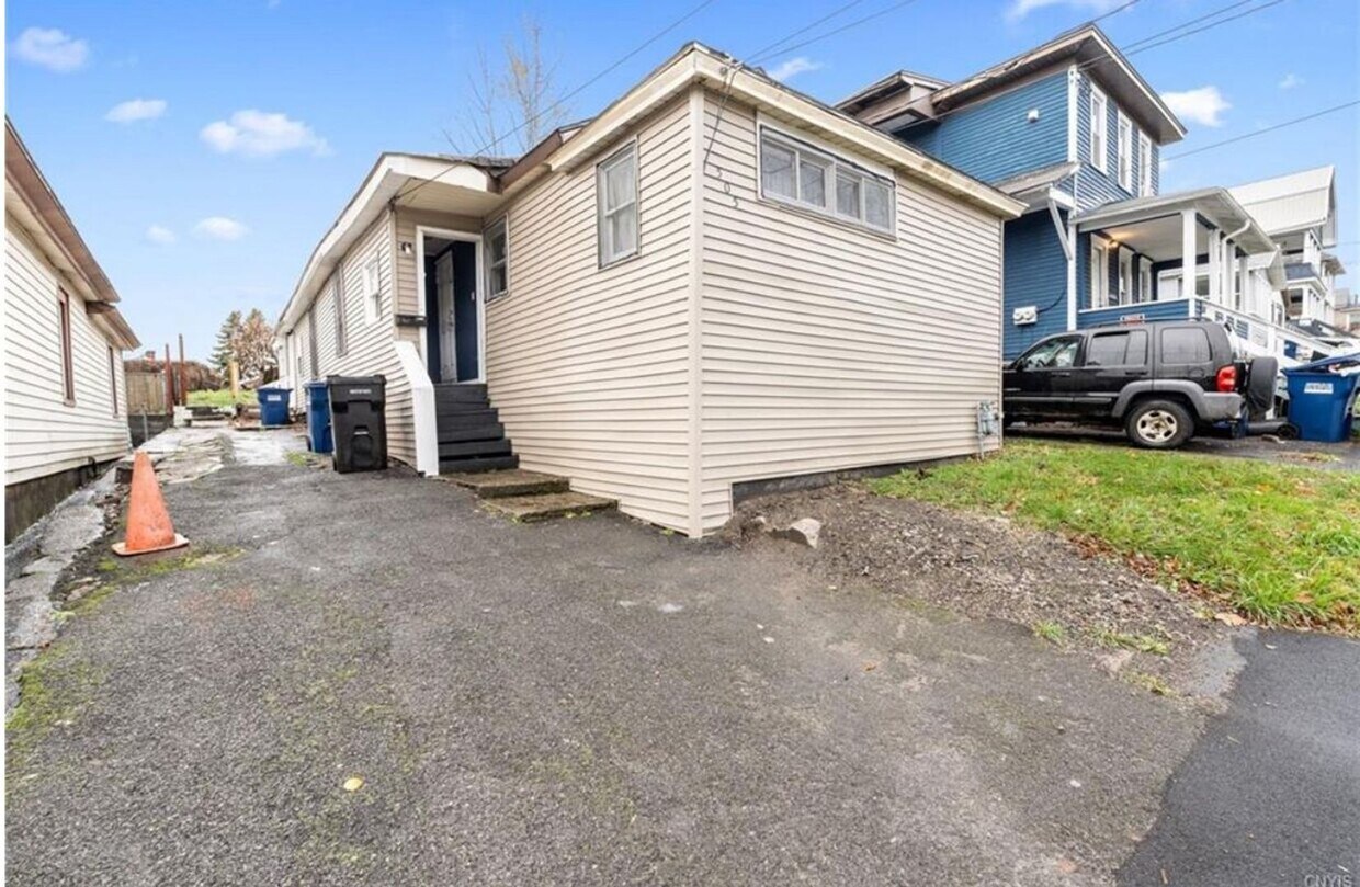 Primary Photo - Turnkey Northside Duplex – Fully Renovated...