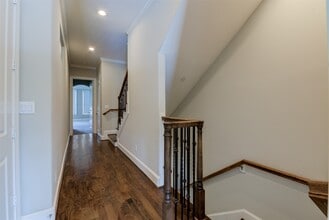 Building Photo - 6706 Morningside Dr