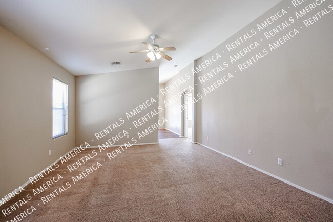 Building Photo - 6817 E Quiet Retreat