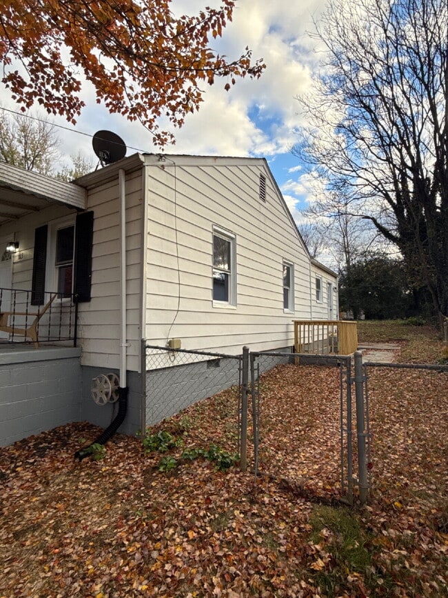 Photo - 3 bedroom / 2 Bathroom Perrymont / Sandusk... Apartment