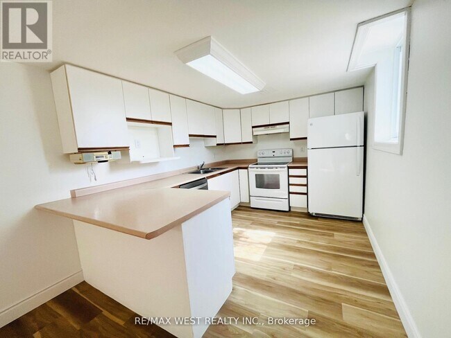 Building Photo - 63 Taylorwood Rd